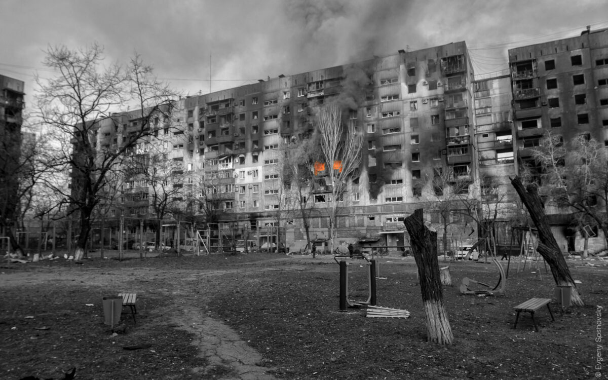 Voix de Marioupol — un film du Centre de défense des droit humains de Kharkiv